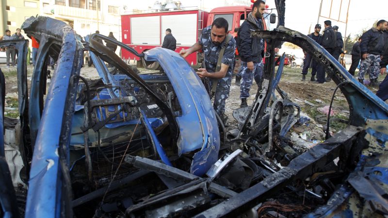 Shaky truce appears to end along Gaza-Israel border